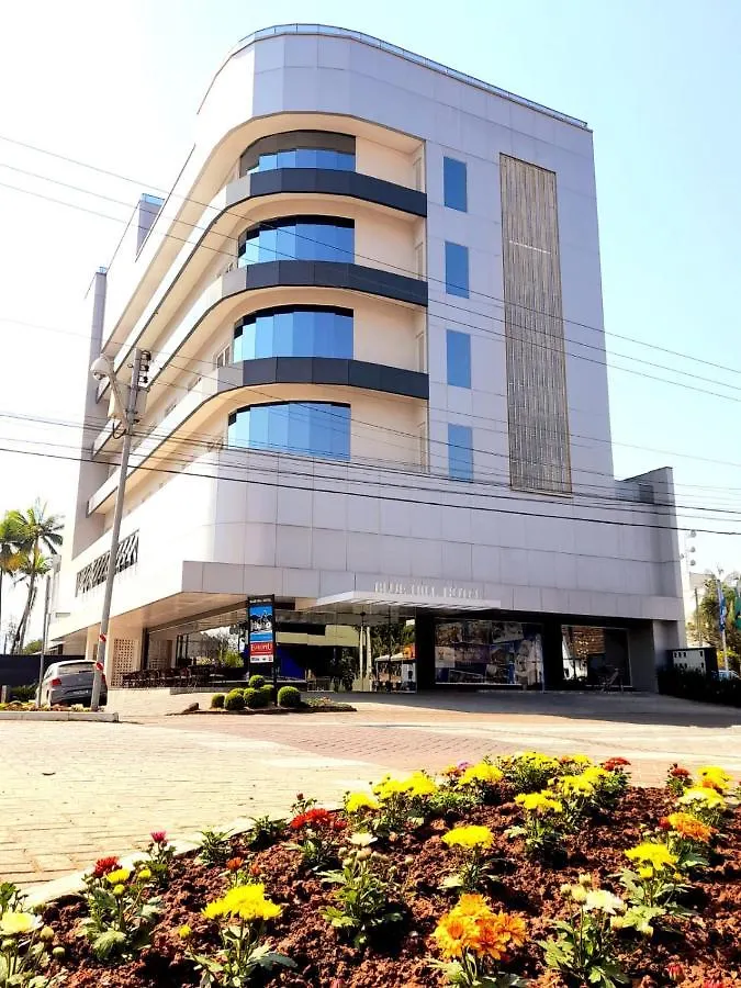 Blue Hill Hotel